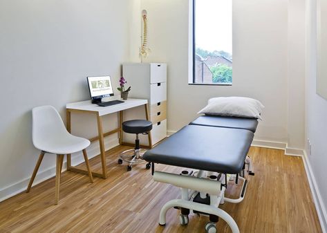 Physiotherapy Clinic Design Ideas, Physio Clinic Design, Physical Therapy Clinic Decor, Physiotherapy Room Design, Physiotherapy Clinic Design, Physio Clinic Interior Design, Phisioterapy Design, Physiotherapy Room Decor, Physiotherapy Clinic Interior Design