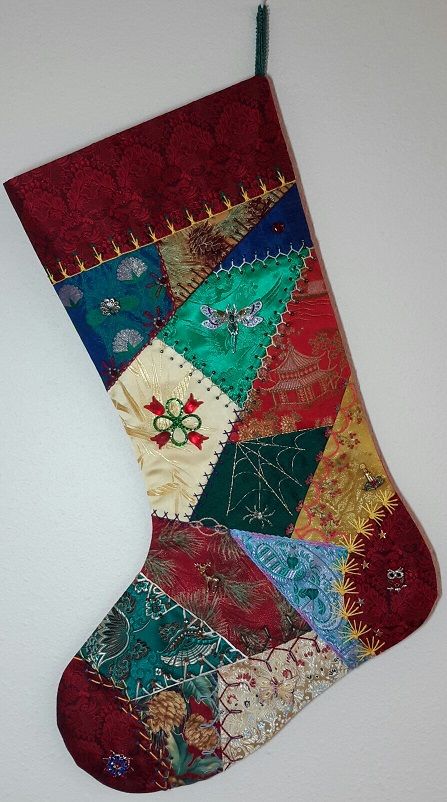 Christmas Stockings Ideas, Quilt Christmas Stocking, Christmas Stockings Sewing, Cute Christmas Stockings, Patchwork Projects, Quilt Christmas, Christmas Patchwork, Quilted Christmas Stockings, Christmas Sewing Projects