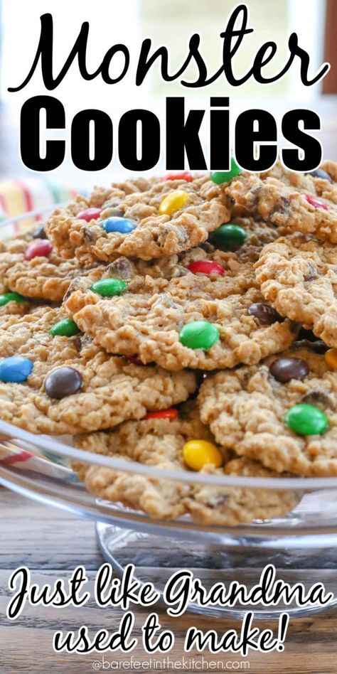 Monster Cookies - just like Grandma used to make! The Best Monster Cookie Recipe, Crockpot Oatmeal, Monster Cookies Recipe, Butterscotch Cake, Heart Hospital, Köstliche Desserts, Easy Cookie Recipes, Yummy Sweets, Fun Cookies