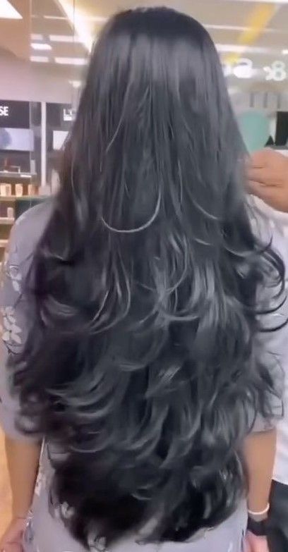 Layers For Really Long Hair, Really Long Layered Hair, Really Long Hair With Layers, Berry Ave Black Hair, Cherry Black Hair Color, Hair Highlights On Black Hair, Cc Black Hair, Cherry Black Hair, Black Hair With Ash Highlights