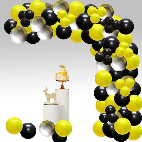 Black And Yellow Balloons, Yellow Balloon Garland, Chartreuse Decor, Black Balloon Garland, Yellow Birthday Parties, Silver Balloons, Bee Theme Party, Balloons For Birthday, Black Balloon