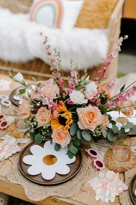 Groovy Boho Birthday Party, Boho Floral Party, Groovy Boho Party, Boho Chic Birthday Party Decor, Onestock Birthday Ideas, Boho Flower Party, Woodstock Party Theme, Boho Birthday Party Girl, Fifth Birthday Party Ideas Girl