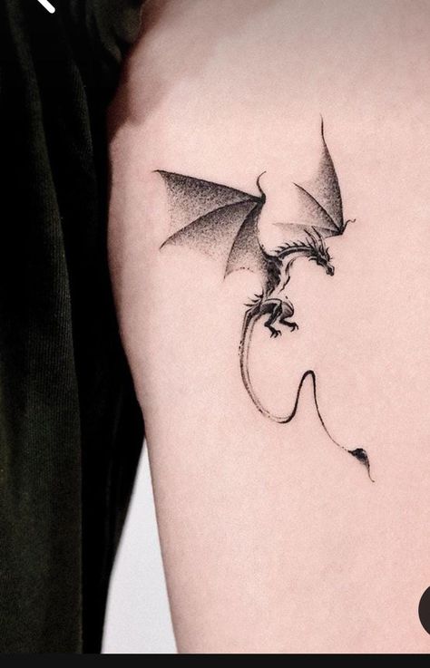 Yin Yang Tattoo Design, Dragon Tattoo Simple, John Wick Tattoo, Wrist Tatoo, Gym Tattoo, Lotr Tattoo, Dragon Tattoo Ideas, Dragon Tattoos For Men, Small Dragon Tattoos