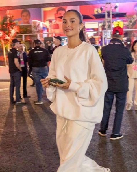 Alexandra last year in Las Vegas Backup @alexsaintmleuxsource2 #alexandrasaintmleux #charlesleclerc Las Vegas 2023, Vegas 2023, Alexandra Malena, Charles Leclerc, The Cutest, Las Vegas