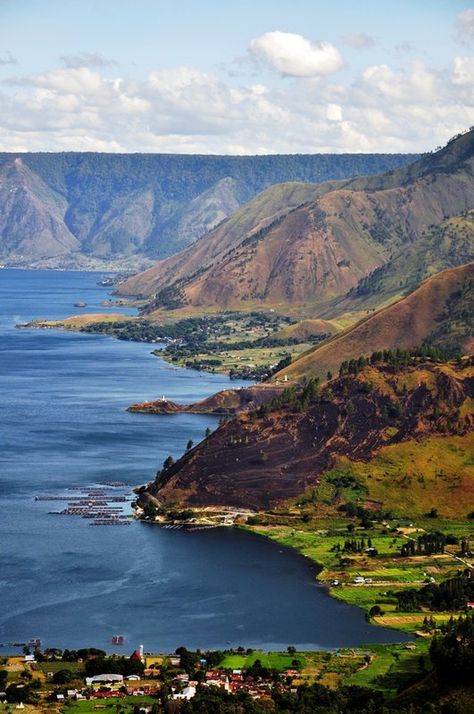 Lake Toba, Sumatra, Indonesia. The largest caldera (volcanic lake) on earth. Batak Toba, Lake Toba, Indonesia Tourism, North Sumatra, Tourism Marketing, Air Terjun, Padang, Beautiful Place, Medan