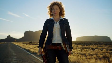 ‘Doctor Who’ video: River Song’s complete timeline--Watch the complete timeline of River Song’s life, as narrated by Alex Kingston in last ever episode of BBC Three’s Doctor Who: Confidential… River Song Timeline, Doctor Who Christmas, Doctor Who Cosplay, Alex Kingston, Steven Moffat, Hello Sweetie, Inspirational Songs, Eleventh Doctor, River Song