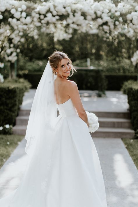 Enchanted Wedding Photos, Wedding Photography Bride And Bridesmaid, Back Of Wedding Dress Pictures, Wedding Reception Pictures Ideas, Wedding Photos Dress Hanging, Wedding Pictures In Garden, Spring Bridal Portraits, Formal Wedding Portraits, Bridal Portraits Inspiration