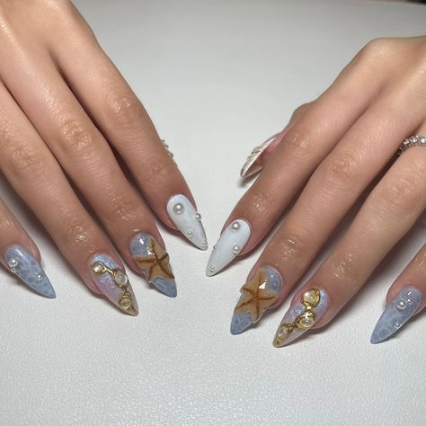 Perfect set for summer🌊🐚🫧 A little late because i was on vactionn😝 • • • • • #apresnails #gelxnails #almondnails #summernails #vacationnails #nailart #naildesign #3dnailart #texturenails #oceannails #nailsinspiration #wanailtech #seattlenails #tacomanails #nailartist #nailoftheday #handscultednails #starfishnails #pearlnails #starfishnails #waternails Zoifishh Nails, Nessa Nails, Fish Nails, Water Nails, Pearl Nails, Vacation Nails, 3d Nail Art, Almond Nails, Nail Artist