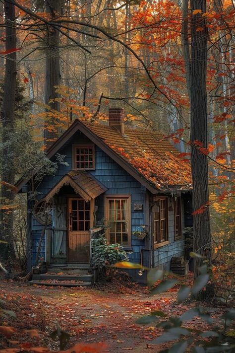 Cottage In The Woods Aesthetic, Cottage Style Homes Exterior, Forest House Ideas, Farm Homes, Small Dream Homes, Forest Houses, Forest Homes, Witchy House, Home In The Woods