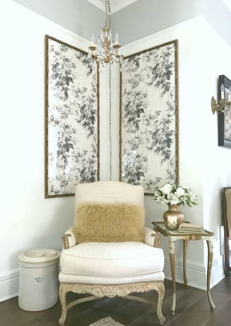 Wallpaper Panels Framed, Framed Wallpaper Panels, Create Wallpaper, Home Addition Plans, American Wallpaper, Home Simple, Paper Home, Framed Wallpaper, Country House Decor