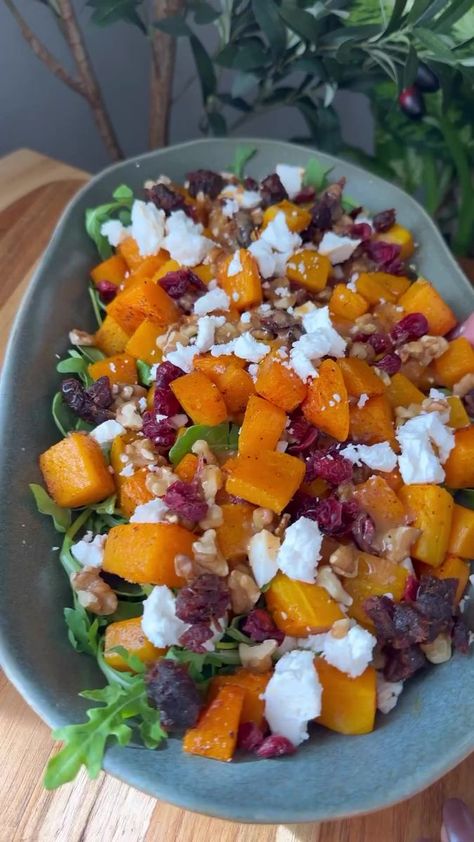 Butternut Squash Feta, Light Foods, Healthy Hearty Meals, Butternut Squash Recipes, Feta Salad, Squash Recipes, Vegetarian Dinner, Spring Recipes, Grilled Vegetables