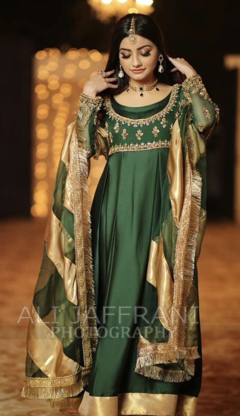 Pakistani Mayun Dress, Pakistani Wedding Dresses Sisters Mehndi, Faiza Saqlain Dresses, Mayun Dresses Pakistani, Mehndi Dresses Pakistani For Sisters, Party Outfit Ideas Casual, Naruto Fashion, Faiza Saqlain, Designers Dresses