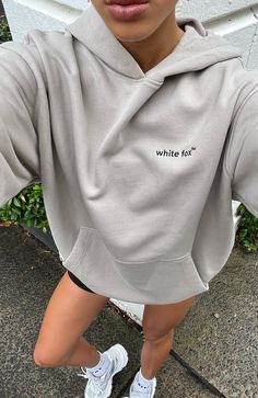 Hoodies With Leggings Outfits, Comfort Hoodie Brand, White Fox Hoodie Grey, Outfit With White Hoodie, Hoodies You Need, Where To Get Cute Hoodies, White Fox Hoodies, Hoodies Womens Outfit, Summer Hoodie Outfit