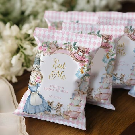 TaylorandFox - Etsy Alice In Wonderland Eat Me, Alice In Wonderland Crafts, Alice In Wonderland Tea Party Birthday, Onederland Birthday Party, Wonderland Alice, Wonderland Birthday, Bridal Shower Inspiration, Bridal Invitations, Alice In Wonderland Theme