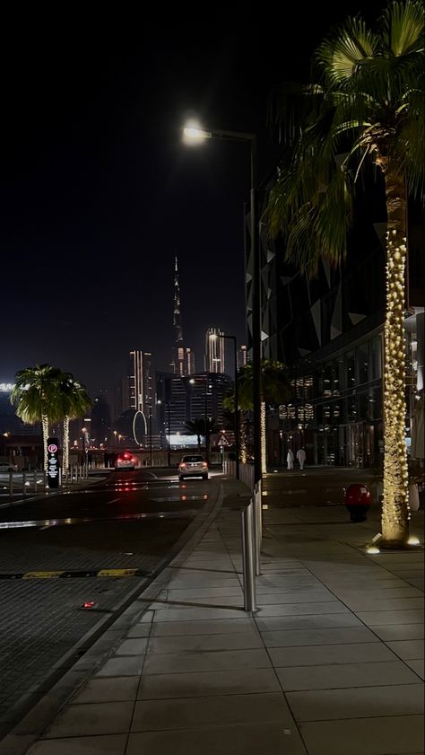 #dubai #nightwalk #wallpaper #aestheticwallpaper Dubai Wallpaper Aesthetic, Dubai 4k Wallpaper, Dubai Wallpaper Iphone, Dubai Wallpaper, Wallpaper Dubai, Dubai Aesthetic, Dark Wallpaper, Black Aesthetic, Aesthetic Wallpapers