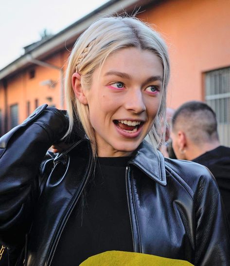 Jules Euphoria, Hunter Schafer, Willow Smith, Norman Reedus, Girl Crushes, Girl Crush, Pretty Woman, Cute Hairstyles, Pretty People