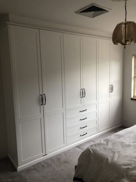 Hinged Doors – Fantastic Built in Wardrobes Primary Bedroom Wardrobe, Built In Wardrobe Doors, Office Craft Room Combo, Fitted Wardrobes Bedroom, Built In Wardrobes, Bedroom Built Ins, Blue Bedroom Walls, Bedroom Built In Wardrobe, Wall Cupboards