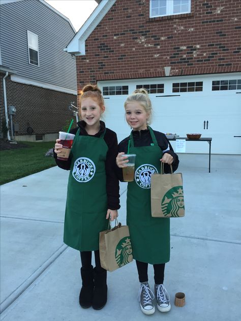 Starbucks Baristas Starbucks Costumes Halloween, Diy Halloween Costumes Starbucks, Costume Halloween Starbuck, Starbucks Halloween Costume Women, Starbucks Barista Halloween Costume, Starbucks Worker Costume, Starbucks Costume Kids, Starbucks Costume Womens, Starbucks Costume Diy