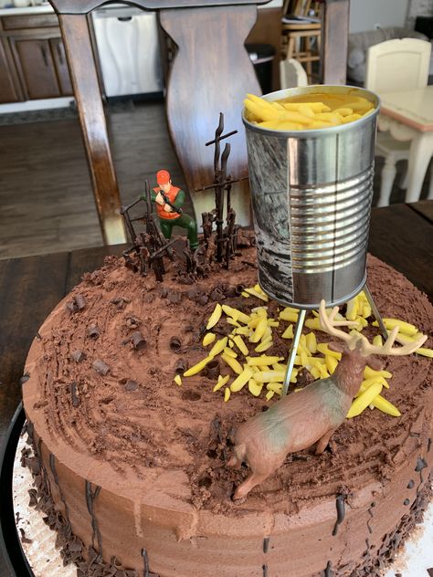 Deer Hunting Party, Hunting Birthday Party Decorations, Deer Hunting Cake, Hunting Birthday Cakes, Deer Hunting Birthday, Deer Birthday Party, Hunting Birthday Party, Birthday Beer Cake, Deer Cake