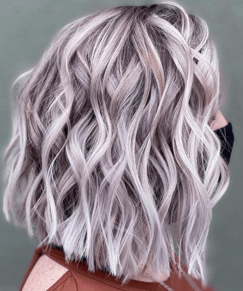 Purple Blonde Hair, Hair Color Formulas, Lilac Hair, Silver Blonde, Lavender Hair, Visual Media, Grey Hair Color, Hair Color And Cut, Hair Inspiration Color