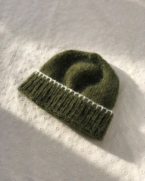 It’s still very much hat weather in the UK, the Blanket Stitch Beanie knitting pattern is on my Website, Etsy and Ravelry 🪲 Suitable for… | Instagram Winter Crochet Beanie, Knitting A Beanie, Knitting Ideas Aesthetic, Aesthetic Beanies, Crochet Beanie Ideas, Beanie Outfit Aesthetic, Wool Hat Pattern, Beanie Aesthetic, Winter Crochet Hat