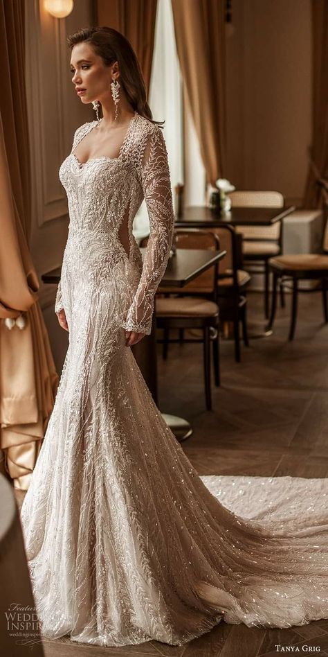 Artistic Wedding Dress, Beaded Long Sleeve Wedding Dress, Sleek Modern Wedding Dress, Classy Lace Wedding Dress, Engagement Dresses Elegant, Weading Dress, Arabic Wedding Dresses, Blonde Bride, Fashion Show Dresses