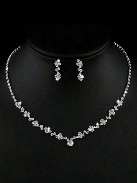 3pcs/Set Bridal Jewelry Set For Women With Rhinestone Decoration Including Necklace Earrings For Women Girl Luxury Party Wedding GiftI discovered amazing products on SHEIN.com, come check them out! Silver Simple Jewelry Set, Silver Necklace And Earring Set, Silver Jewelry For Prom, Wedding Jewelry Silver, Wedding Jewelry Sets Bridal Jewellery, Diy Jewellery Designs, Silver Necklace Simple, Simple Silver Jewelry, Modern Gold Jewelry