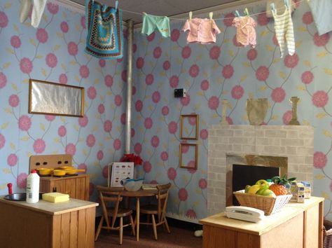 Homecorner Ideas, Home Corner Ideas, Shoebox House, Home Corner Ideas Early Years, Play Background, Vintage Classroom, Childcare Rooms, Role Play Areas, Home Corner