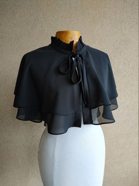 Elegant Black Capelet Romantic Black Cape Gothic Cape - Etsy Canada Black Capelet, Gothic Cape, Cape Designs, Black Cape, Wedding Cape, Shoulder Wrap, Cover Ups, Halloween Kostüm, Dress Cover