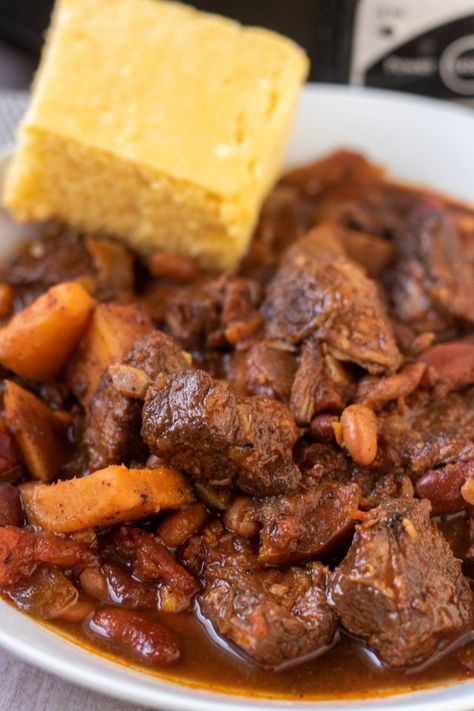 Easy chunky beef crockpot chili is made with chuck roast, beans and beer and cooked until tender for a deliciously sweet & spicy chili recipe. Chili With Coffee, Chunky Beef Chili Recipe, Spicy Chili Recipe, Adobe Sauce, Beef Crockpot, Beef Chili Recipe, Game Meat, Crockpot Ideas, Hearty Chili