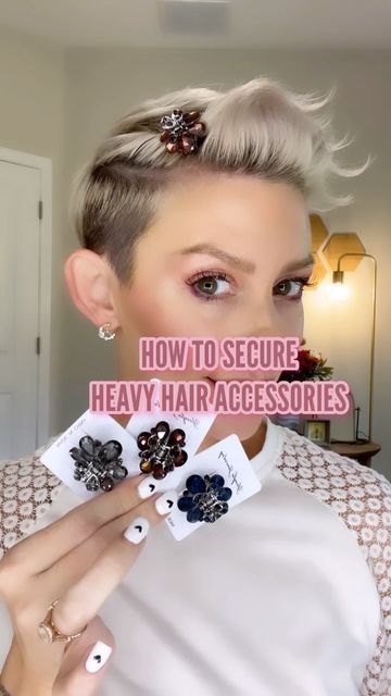 Pixie Accessories Hair, Pixie Hair Accessories Ideas, Hair Accessories For Pixie Haircut, Pixie Cut Hair Accessories, Short Hair With Hair Clips, Short Hair Accessories Pixie, Short Hair Accessories Ideas, Undercut Updo Hairstyles, Pixie Updo Ideas