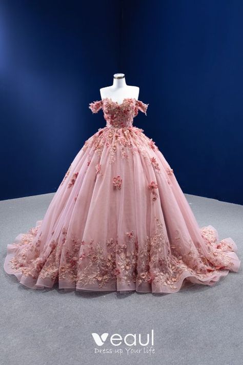 Quince Dress Blush Pink, Pink Ball Gowns Princesses, Princess Wedding Dresses Ball Gown Fairytale, Butterfly Quince Dress, Flower Ball Gown, Pink Quinceanera Dress, Butterfly Wedding Dress, Flower Beadwork, Quince Planning