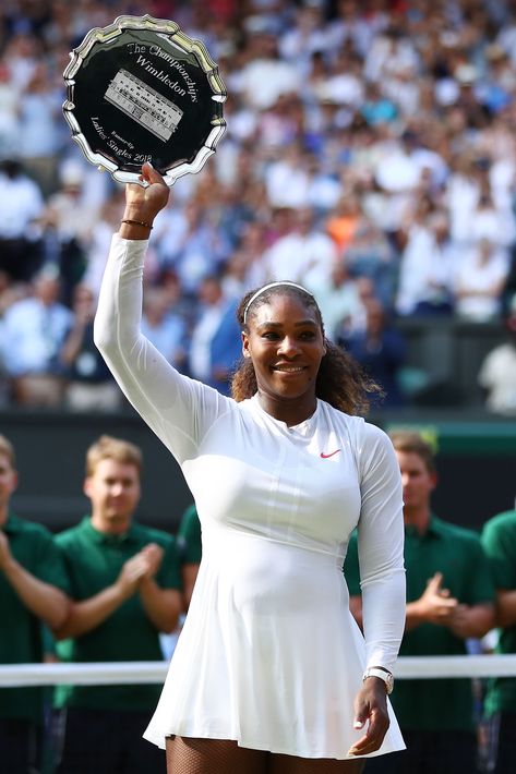 Tennis champion Serena Williams speaks on what she feels is a discriminatory practice of targeting her for excessive, random drug testing. Serena Williams Wimbledon, Serena Williams Tennis, Williams Tennis, Tennis Whites, Tennis Outfits, Lala Anthony, Tennis Champion, Professional Tennis Players, Serena Williams