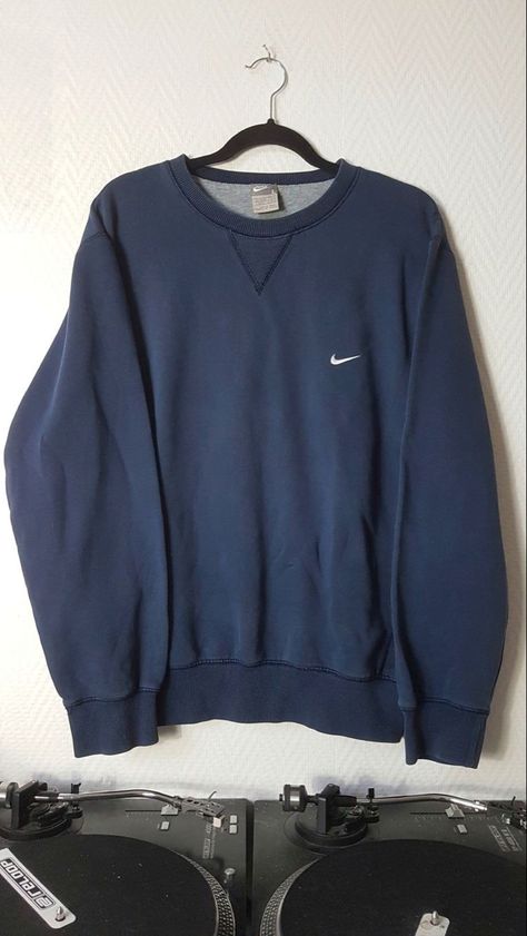 Estilo Nike, Vintage Nike Sweatshirt, Nike Crewneck, Nike Sweatshirt, Nike Vintage, Nike Sweatshirts, Vintage Hoodies, Nike Hoodie, Mode Streetwear