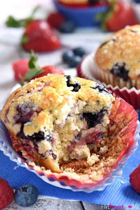 Mixed Berry Cream Cheese Muffins - simple as that Berry Cream Cheese Muffins, Raspberry Cream Cheese Muffins, Berry Cream Cheese, Blueberry Cream Cheese Muffins, Blueberries And Raspberries, Scone Recipes, Jumbo Muffins, Berry Breakfast, Berry Muffins