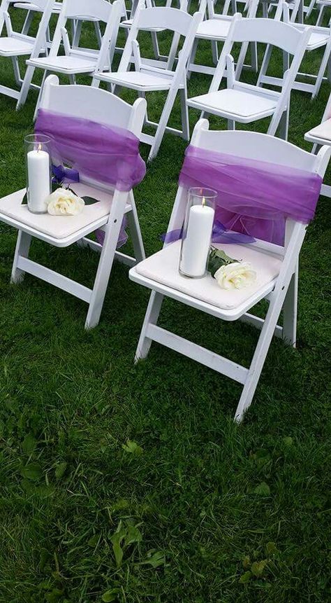 Empty seat Empty Seat For Loved One Wedding, Empty Chair Memorial At Wedding, Memorial Seat At Wedding, Memorial Chair At Wedding, Wedding Memorial Chair, Memory Chair, Wedding Guest Etiquette, Wedding Remembrance, Jade Wedding