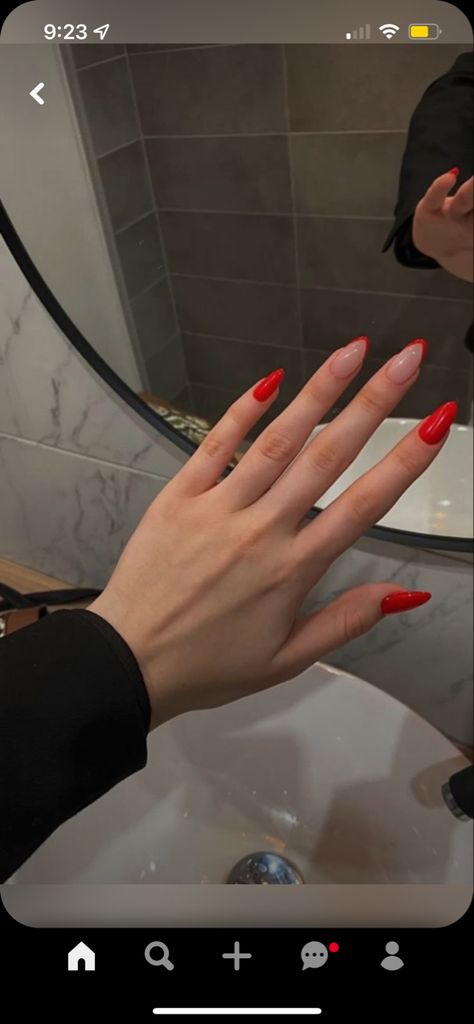 21st Birthday Nails, Almond Acrylic Nails Designs, Nail Tip Designs, Red Acrylic Nails, Red French, Nail Art Designs Diy, Almond Nails Designs, Red Nail Designs, Really Cute Nails