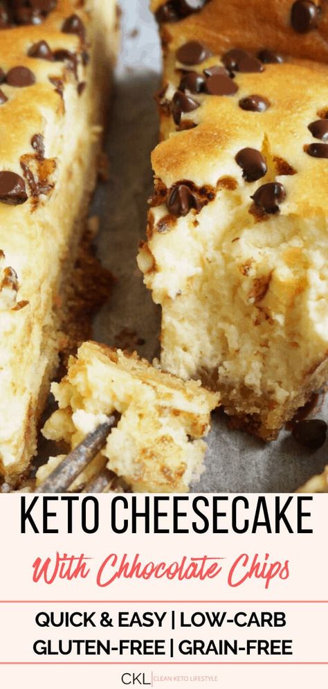 This Keto Cheesecake with Chocolate Chips is the perfect dessert! This cheesecake is keto, low-carb, paleo, grain-free, and gluten-free! Keto Chocolate Chip Cheesecake, Cheesecake With Chocolate, Low Carb Desserts Easy, Clean Keto, Chocolate Chip Cheesecake, Keto Chocolate Chips, Keto Friendly Desserts, Low Carb Low Sugar, Keto Chocolate