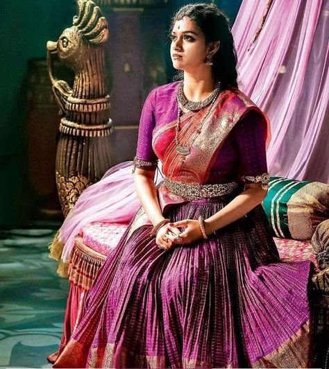 Mahanati Keerthy Suresh Mahanati Keerthi Suresh Pics, Mahanati Savitri, Fashion Lehenga, Langa Voni, Keerthi Suresh, Keerthy Suresh, Indian Saree Blouse, Indian Saree Blouses Designs, Half Saree Designs