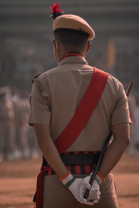 Indian Police Wallpaper, Police Wallpaper Hd, Indian Police Photography, Shiv Narayan, Police Officer Aesthetic, Officer Aesthetic, Police Wallpaper, Ips Officer, Indian Police Service