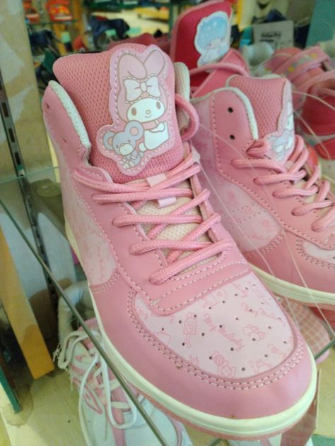 Hello Kitty Jordans, My Melody Shoes, Kuromi Shoes, Sanrio Shoes, Kuromi Aesthetic, Sanrio Items, Hello Kitty Shoes, Kitty Clothes, Hello Kitty Clothes