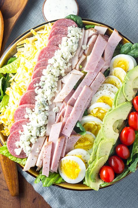 Turkey Cobb Salad, Turkey Bacon Recipes, Turkey Lunch Meat, Ham Salad Recipes, Cobb Salad Recipe, Lean Cuisine, Turkey Salad, Ranch Pasta Salad, Oven Roasted Turkey