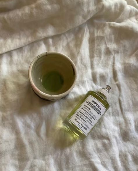 Maison Margiela matcha perfume matcha tea green aesthetics Maison Margiela Matcha Meditation, Matcha Meditation Margiela, Matcha Perfume, Valentino Campaign, Maison Margiela Perfume, Matcha Meditation, Matcha Girl, Replica Perfume, Matcha Lover