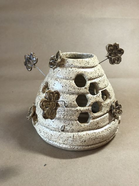 Coil built beehive lantern with flying bees. Fits a votive Coil Lantern, Beehive Lantern, Pottery Lanterns, Lantern Ceramic, Coil Pot, Slab Ceramics, Coil Pots, Lantern Ideas, Class Ideas