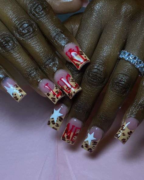 🌟LUCKY ME🎰🐆🔥 - - - - #luckyme #cheetaprint #explore #2000s #5star__nails 5 Star Nails, Star Nails Y2k Long, 2000s Star Nails, Early 2000 Nail Art, Nail Designs From The Early 2000s, Star Nails Y2k Coffin, Lucky Nails, 2000s Nail Art, Star Nails