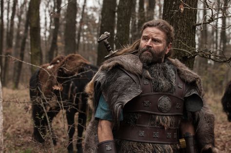 The Last Kingdom - Earl Ragnar Earl Ragnar, The Last Kingdom Series, Uhtred Of Bebbanburg, David Dawson, Last Kingdom, Tom Taylor, Costume Armour, Vikings Ragnar, Vikings Tv