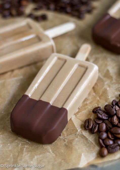 Chocolate-Dipped Mocha Iced Coffee Popsicles - Ultra creamy popsicles using International Delight Iced Coffee for a refreshing treat! Pop Cycles, Iced Coffee Popsicles, Mocha Iced Coffee, International Delight Iced Coffee, Creamy Popsicles, Coffee Popsicles, Homemade Latte, Coffee Creamers, Baked Granola