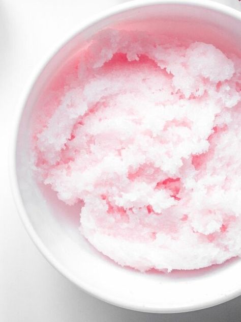 Body Butter Recipe Whipped, Rose Body Butter, Body Butter Recipe, Shea Butter Lotion, Rose Body, Body Butters Recipe, Diy Rose, Oil Skin, Homemade Lotion