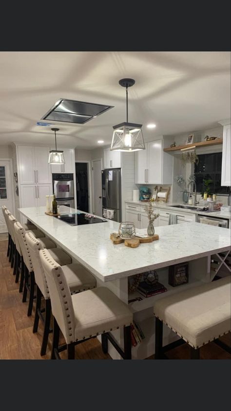 Large Eat In Kitchen Ideas, Kitchen Lay Out With Island, Big Kitchen Islands With Seating, Large Kitchen Island With Stove, 8 Person Island Kitchen, Huge Kitchen Island Ideas, Large Eat In Kitchen Island, Kitchen Ideas With Island Stove, Large Kitchen Island With Seating For 10