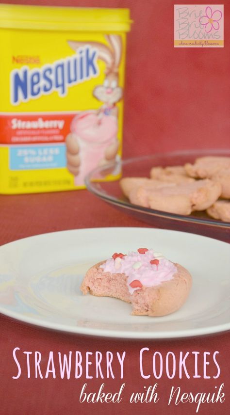 Strawberry Cookies baked with Nesquik - Brie Brie Blooms Nesquik Recipes, Strawberry Nesquik, February Preschool, Deserts Easy, Strawberry Cookies, Preschool Themes, Fun Baking Recipes, Pink Party, Yummy Desserts